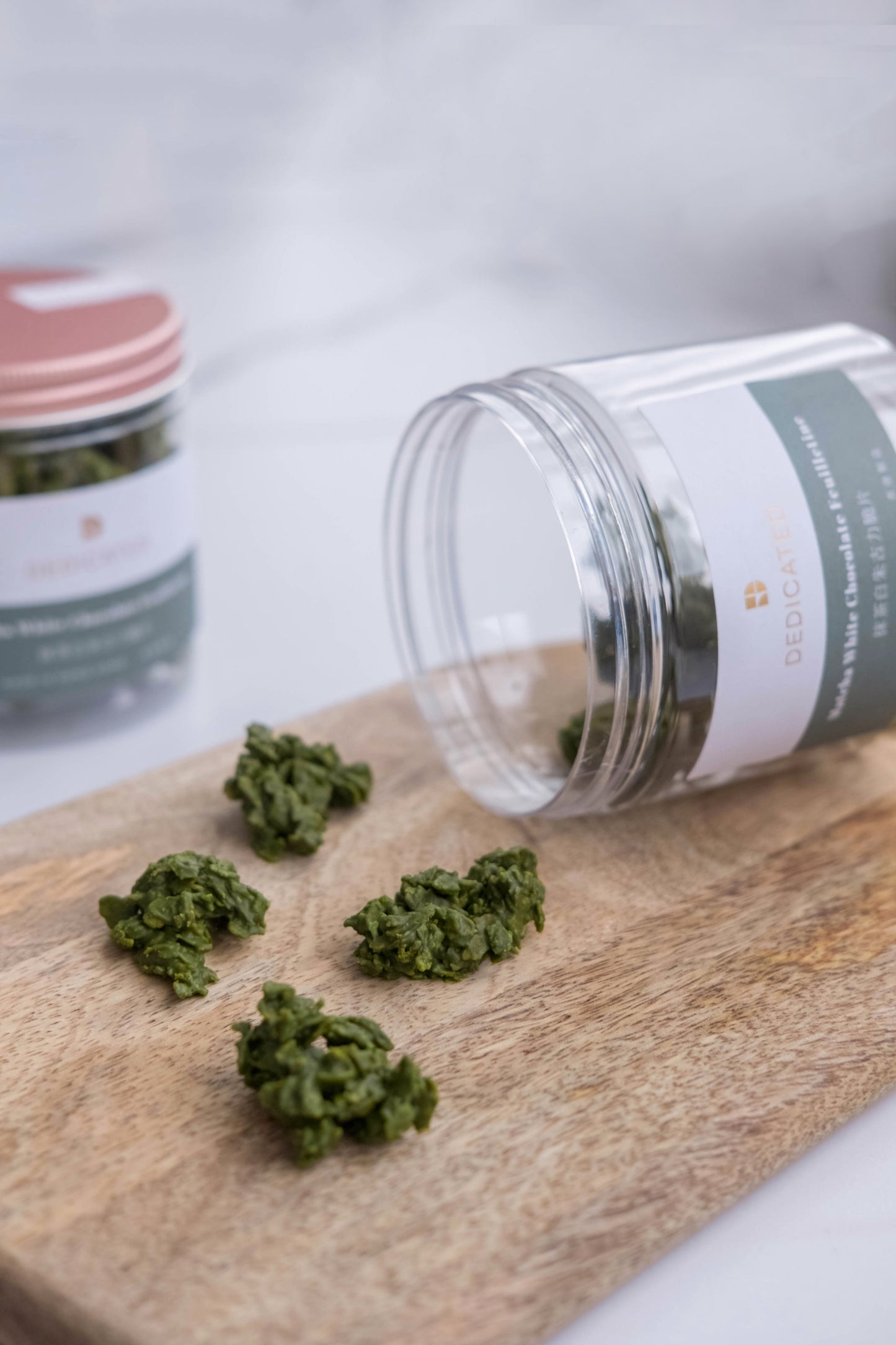 抹茶白朱古力脆球