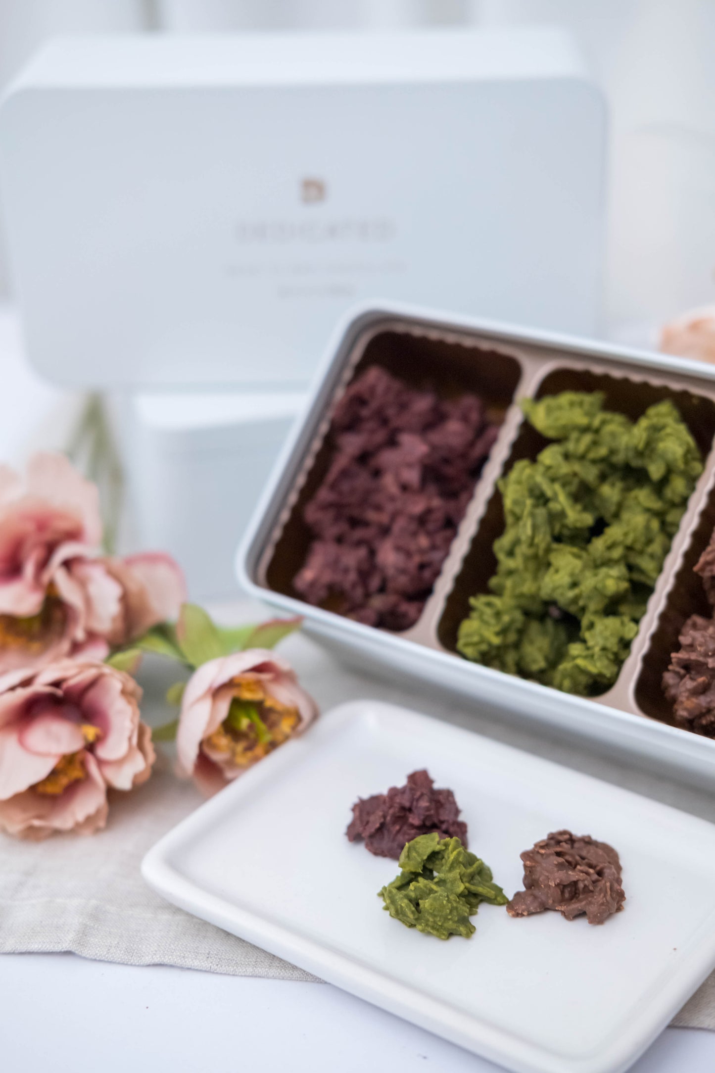CHOCOLATE FEUILLETINE GIFT BOX