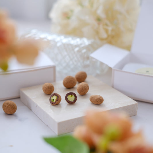 Mini Gift Box - Milk Chocolate-covered Pistachio