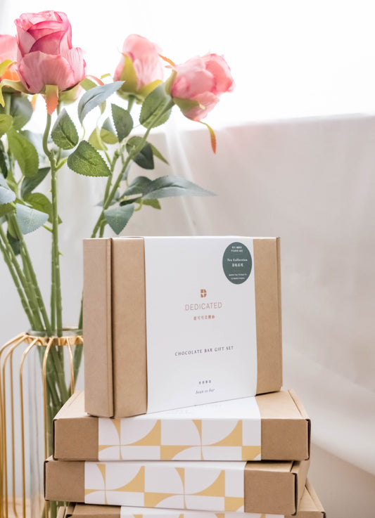 CHOCOLATE BAR GIFT SET - TEA SET (Original size 4 BARS)