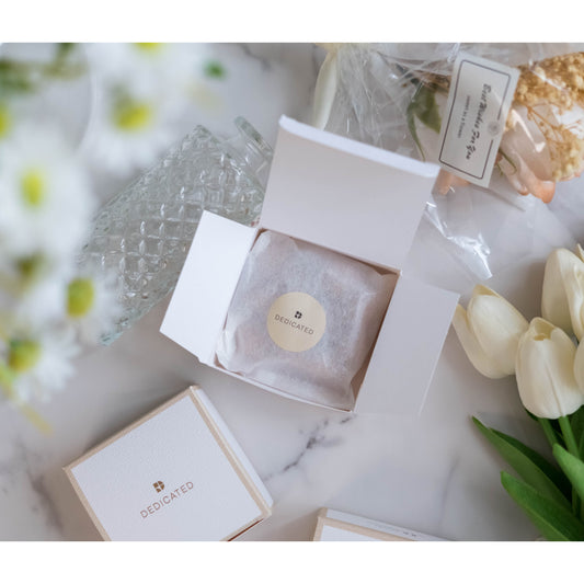 Mini Gift Box - Chocolate-covered Camalized Hazelnuts